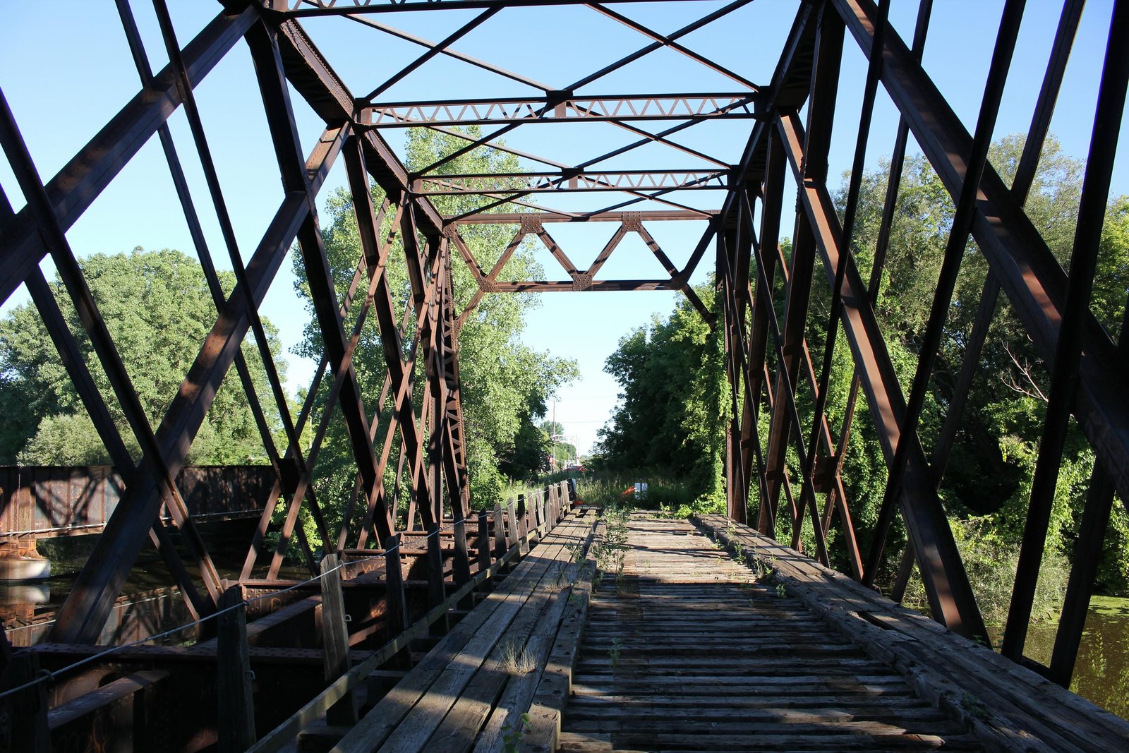 Inside truss